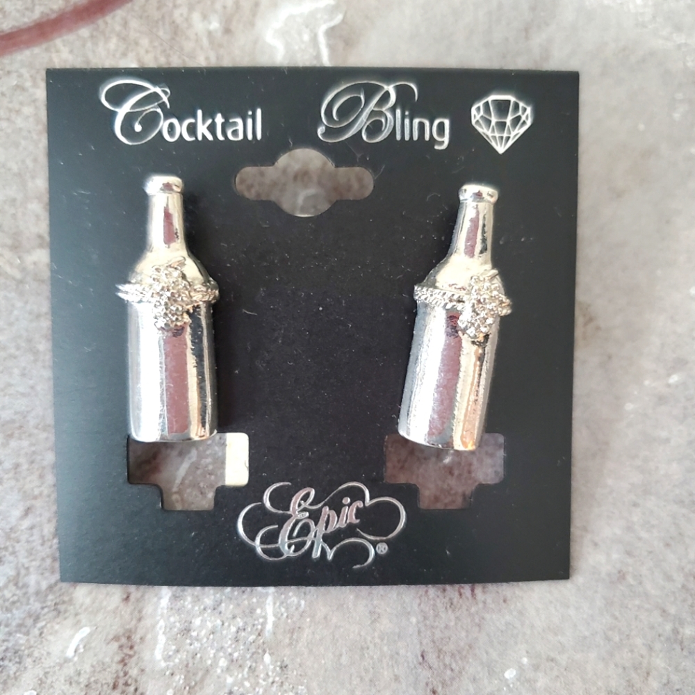 🙏 EPIC GIFTS costume jewelry wine earrings stud posts